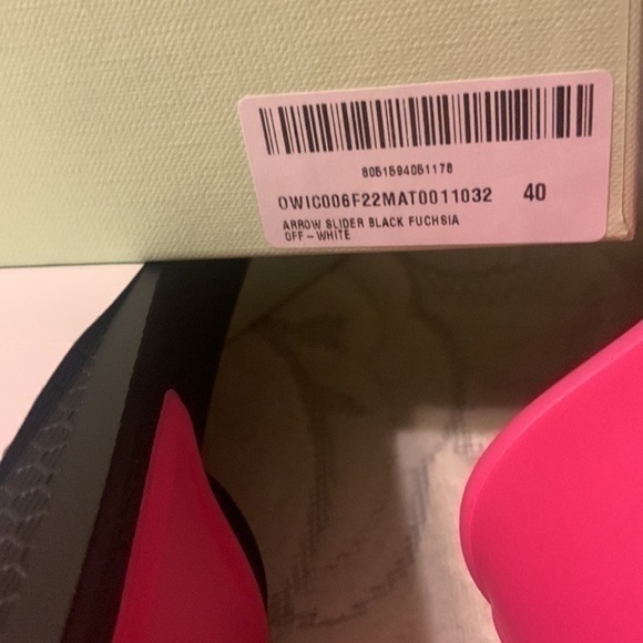 Off-White Arrow pool Slides - 100% AUTHENTIC - Picture 9 of 12